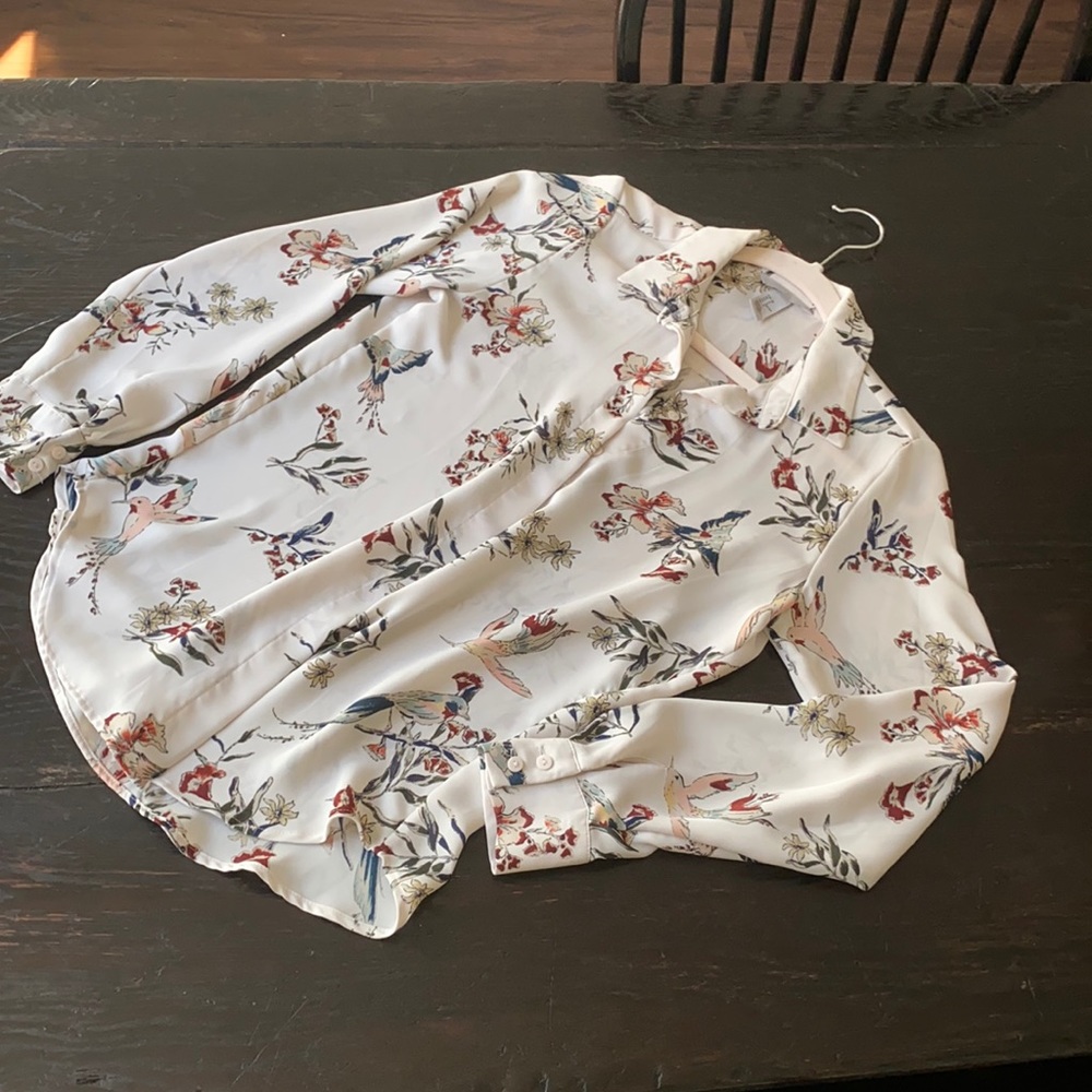 H&M Printed Cream Colored Blouse